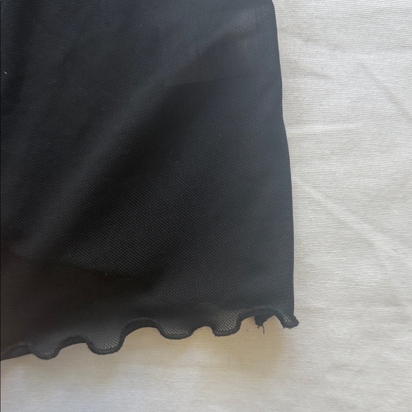 Chic Black Lace Collar Blouse - Picture 3 of 5